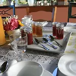 Panzió Les Fleurs Du Parc *